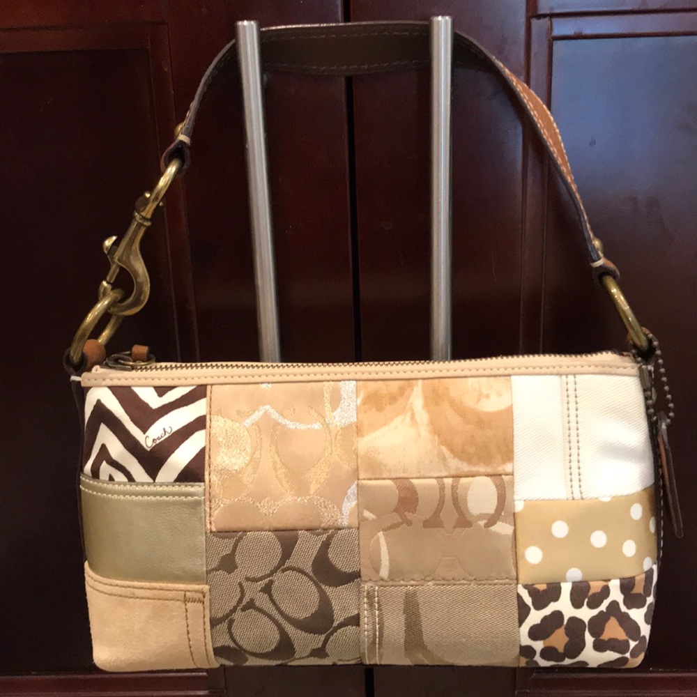 🔴💯COACH SMALL HANBAG